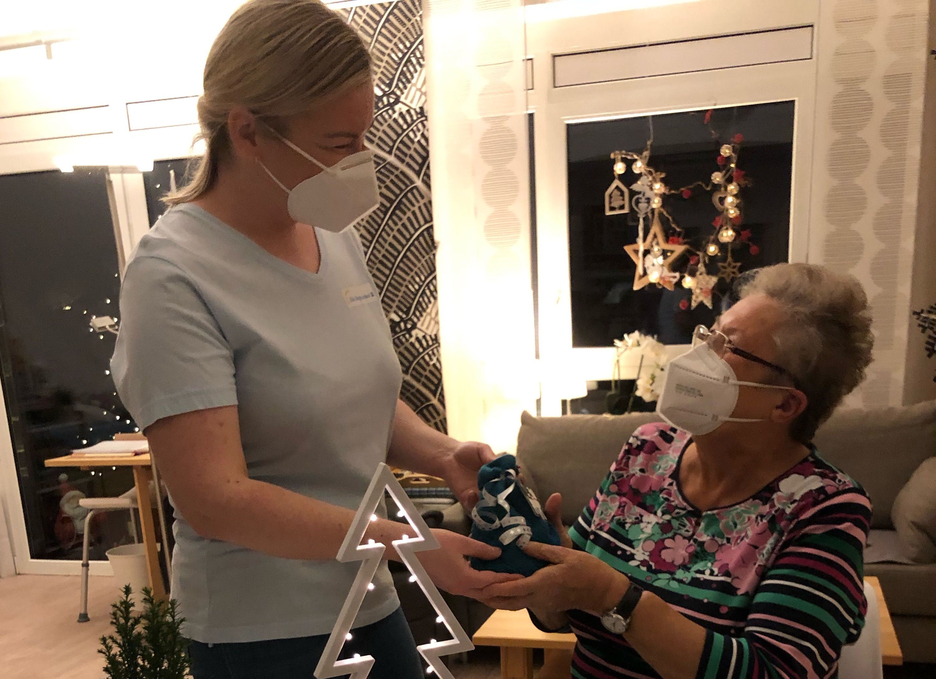 Geschenke Fur Die Altenhilfe In Schorndorf Die Zieglerschen