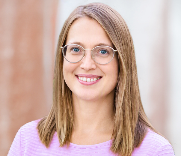 Dr. Adriana Neghina Dr. Adriana Neghina