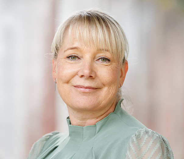 Christine Zuber
