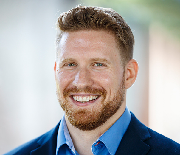 Dr. med. Benjamin Schackmann Dr. med. Benjamin Schackmann